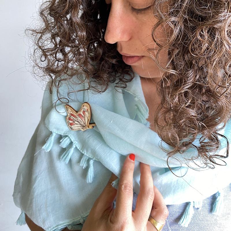 Butterfly pin